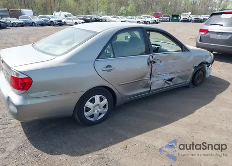 2006 Toyota Camry Le from USA, damaged, VIN JTDBE32K063060782
